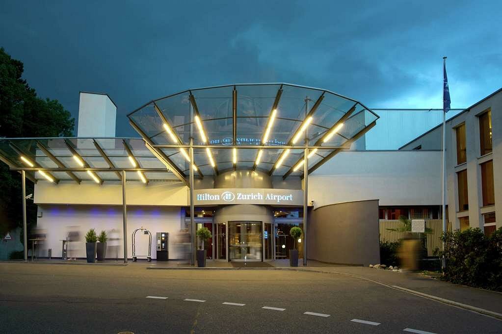 Hilton Zurich Airport, hotell i Zürich