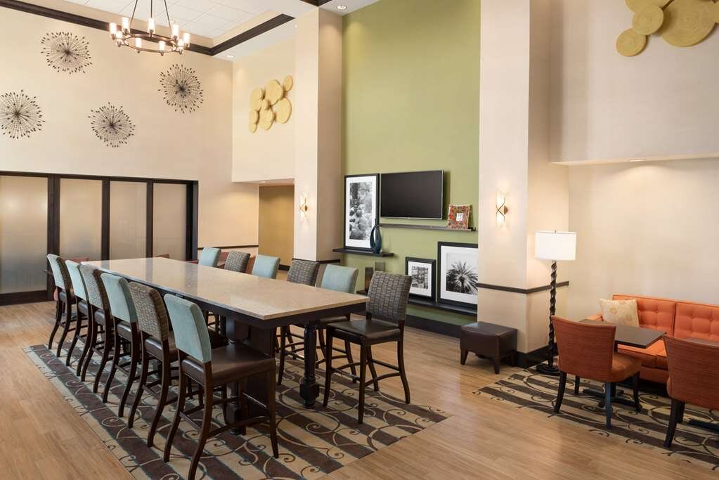 Hotel photo 13 of Hampton Inn & Suites Corpus Christi.