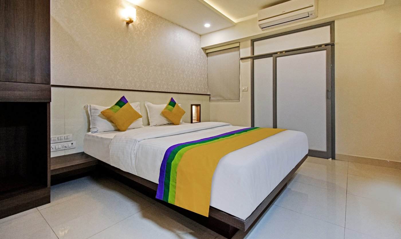 Itsy By Treebo - Deluxe Inn Rooms: Pictures & Reviews - Tripadvisor