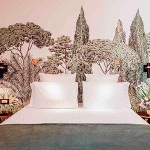 Guest room