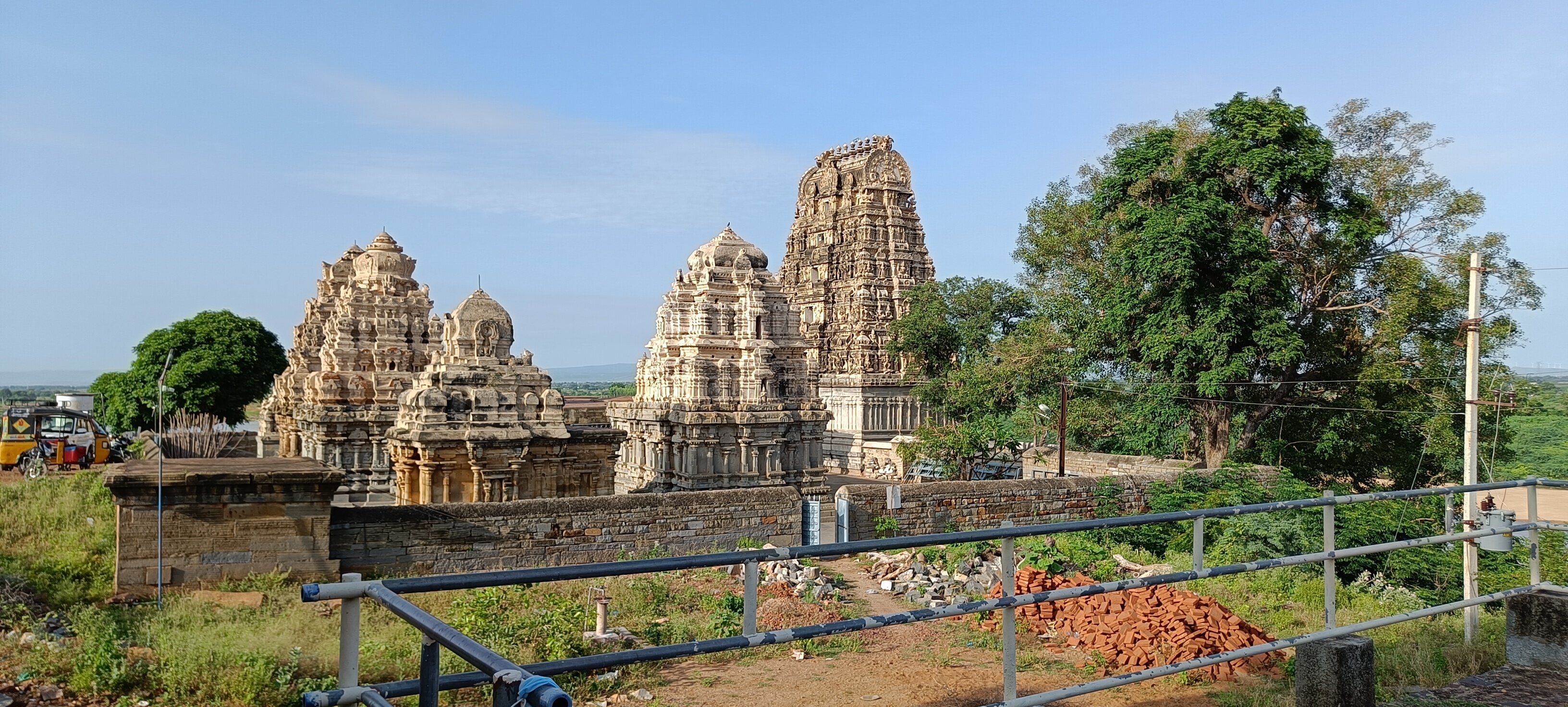 SRI CHENNA KESAVA SWAMY TEMPLE (Kotluru): Ce Qu'il Faut Savoir