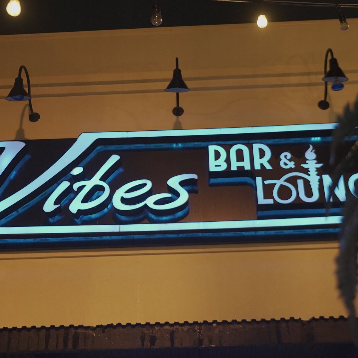 VIBES BAR & LOUNGE (Nashville) Ce qu'il faut savoir pour votre visite