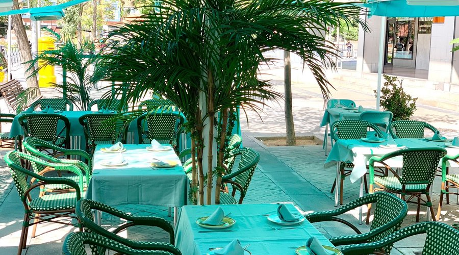 Contamos con una espectacular terraza.