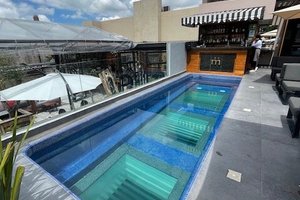 Piscina y playa
