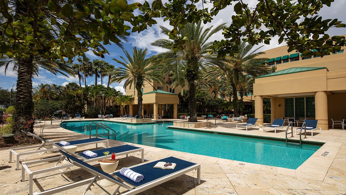 Intercontinental At Doral Miami An Ihg Hotel Pool Pictures And Reviews Tripadvisor