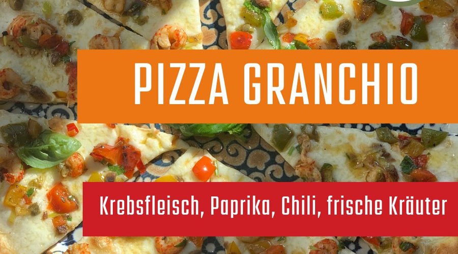 Nicht verpassen!🥳 Unsere Pizza der Woche: Pizza bianca mit Krebsfleisch, bunter Paprika, Chili, Anchovies, Kapern, Zitrone und frischen Kräutern! Herzhaftes Soulfood bei uns vor Ort oder zum Mitnehmen.💘