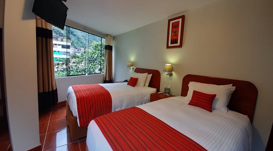 Habitación Doble Estándar con vista a la montaña. 