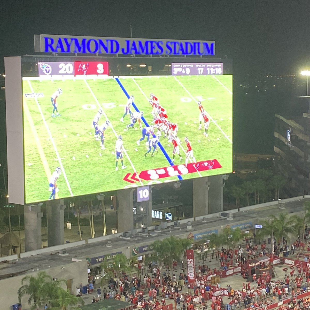 Tampa Bay Buccaneers Add New Videoboard to Raymond James Stadium