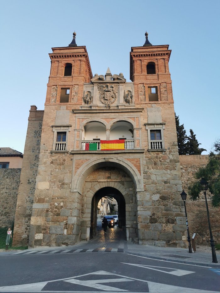 Imagen 2 de Puerta de Cambrón