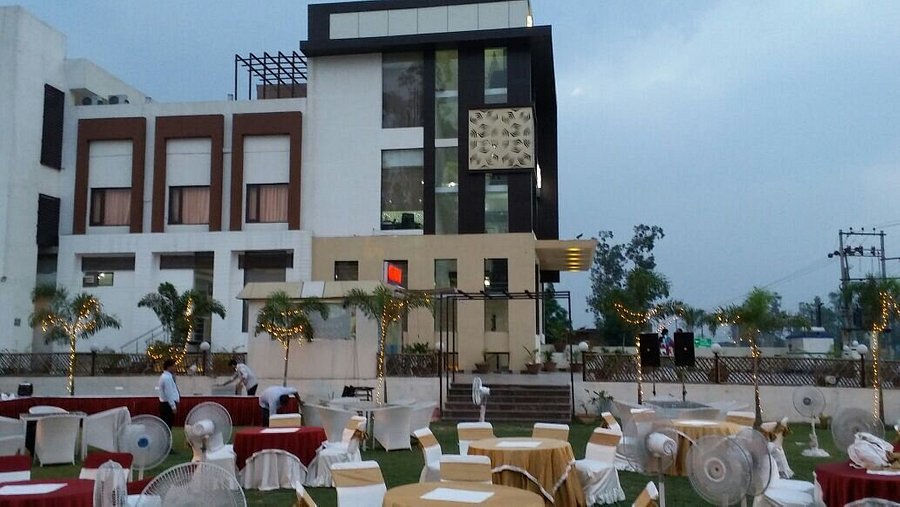 punjab tourism hotel in gurdaspur