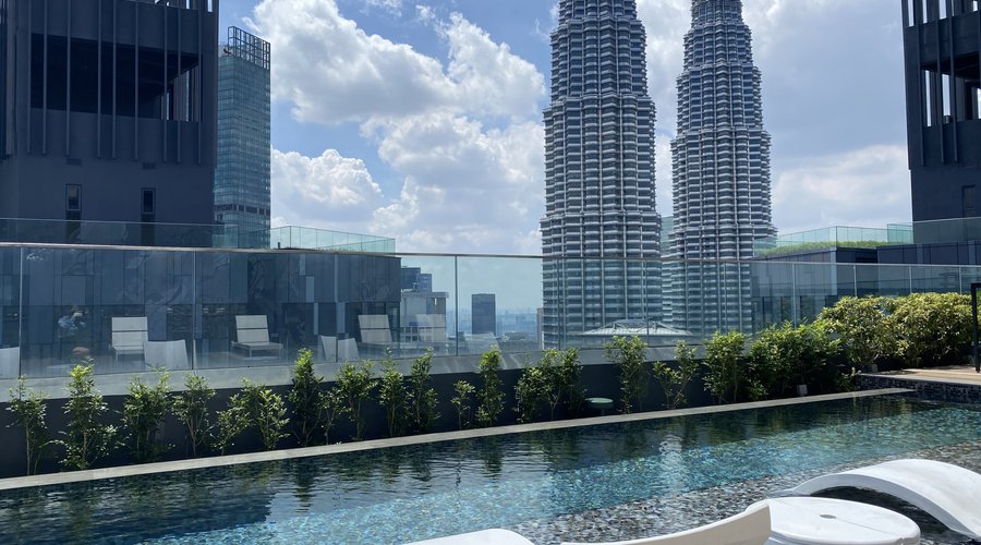 Fantastic pool 69 floor