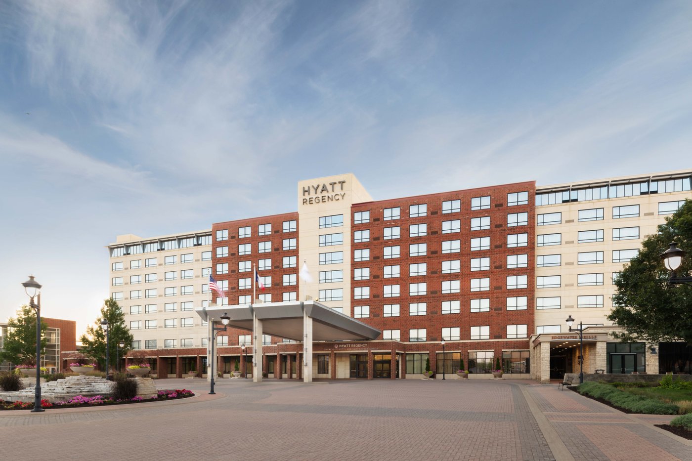 HYATT REGENCY CORALVILLE HOTEL & CONFERENCE CENTER 107 (̶1̶5̶3̶