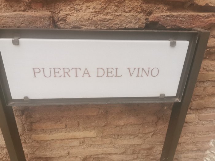 Imagen 9 de Puerta del Vino