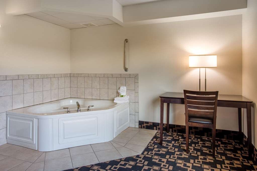 Hotel photo 31 of AmericInn by Wyndham Wausau.