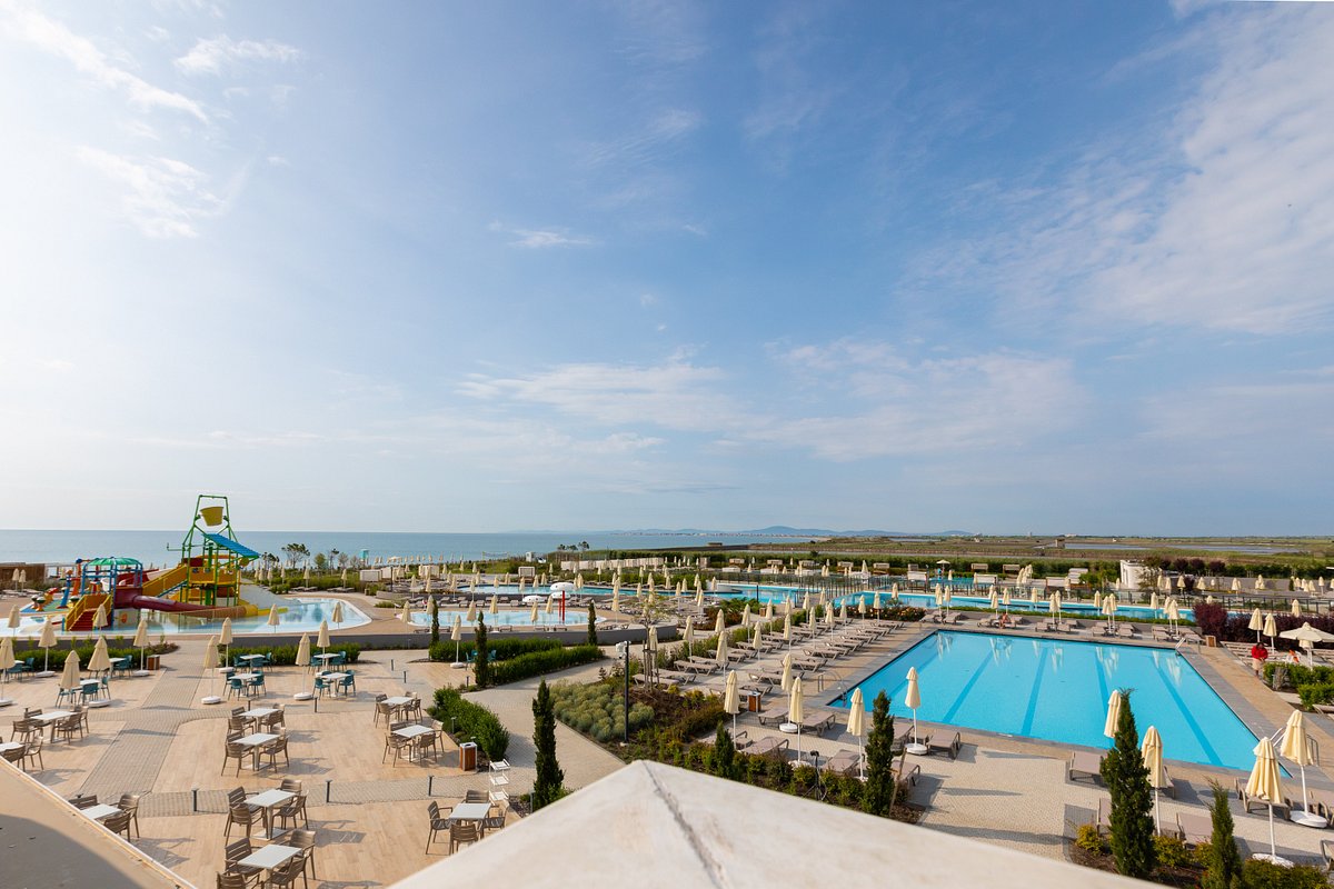 Wave Resort, Pomorie - happy holidaying in Bulgaria with kids