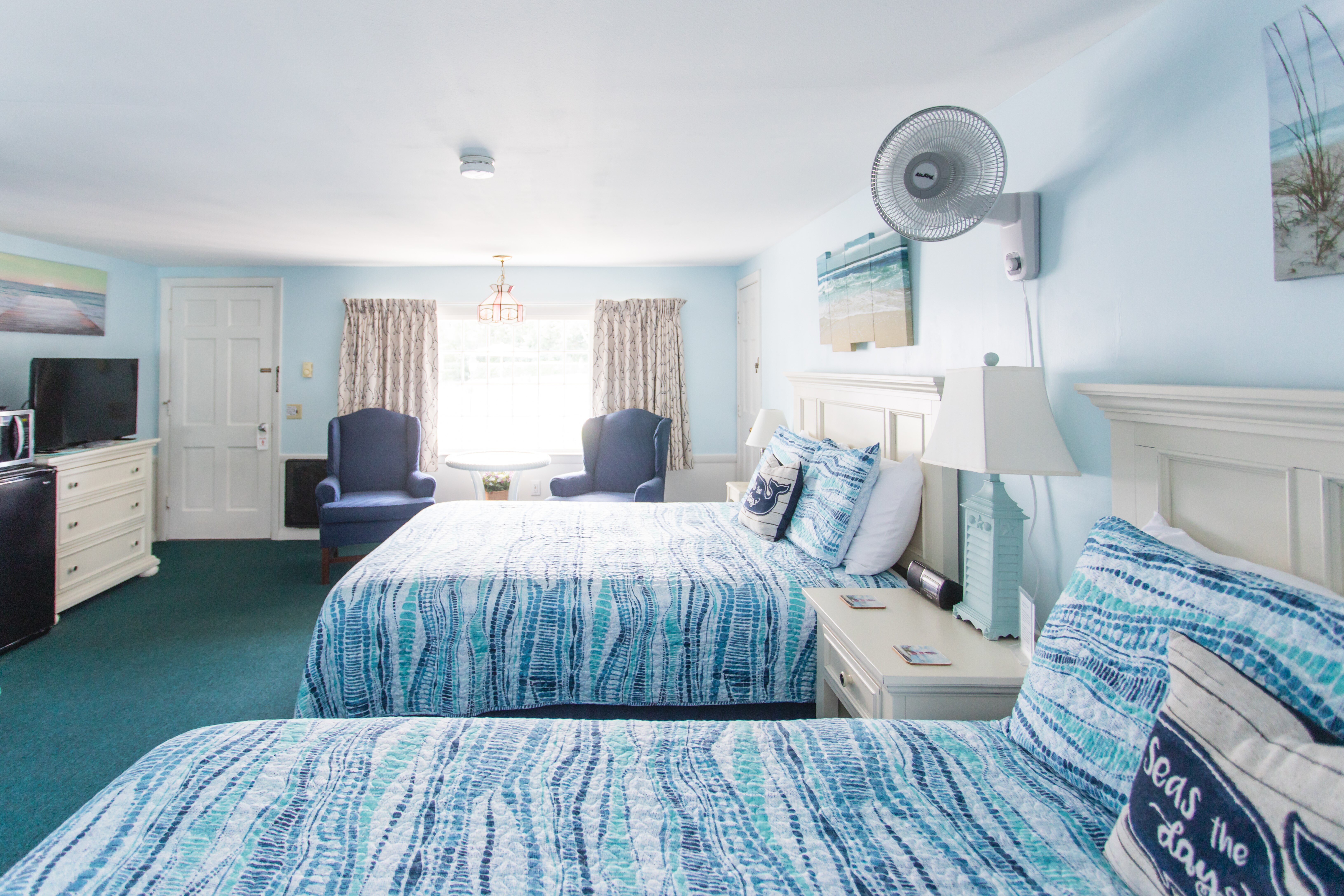 A Beach Breeze Inn Rooms: Pictures & Reviews - Tripadvisor