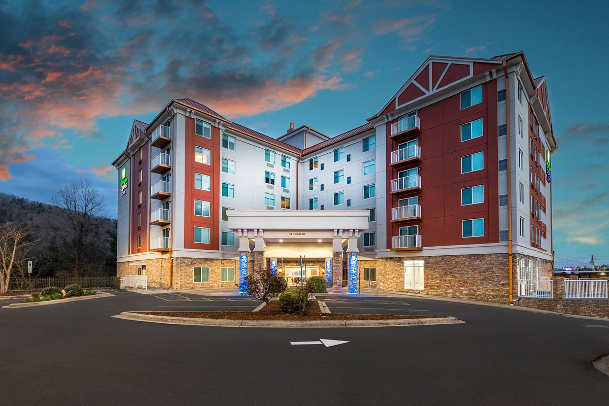 Holiday Inn Express &amp; Suites Asheville Downtown, an IHG Hotel, hotel en Asheville