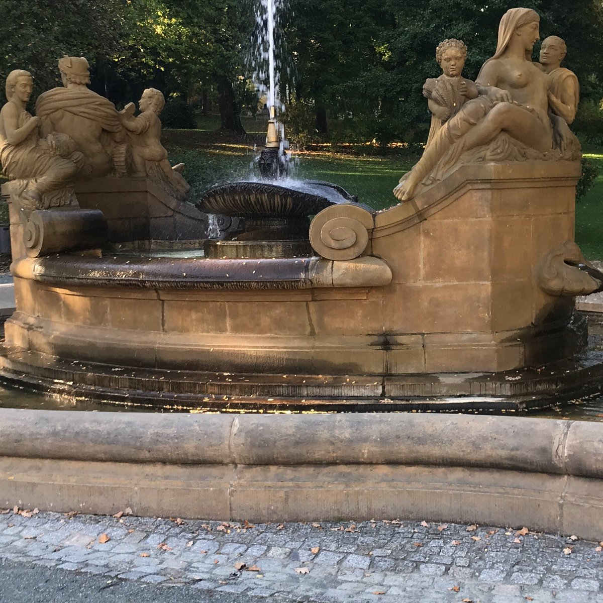 DER WETTINBRUNNEN IM BISMARCKHAIN (2025) All You Should Know BEFORE You