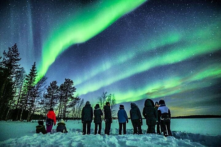 Trampe forfatter Philadelphia 2023 Hunting Northern Lights with Lappish Barbecue from Rovaniemi