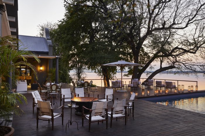 Zambezi Grande Private Game Experience Bar or Lounge: Pictures ...