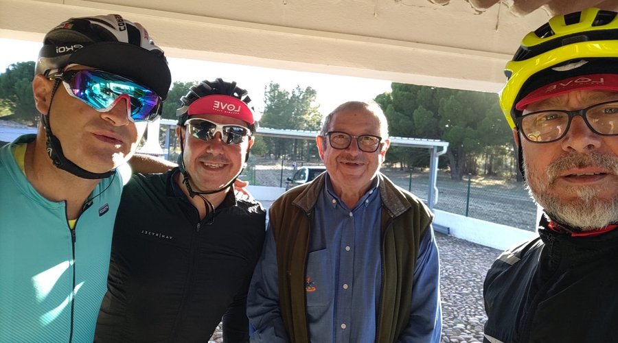 Uma foto com o Sr. Godinho antes da partida.