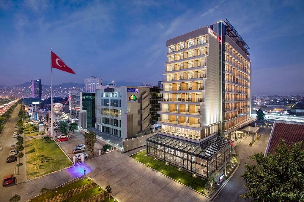 Hilton Garden Inn Izmir Bayrakli, İzmir bölgesinde otel