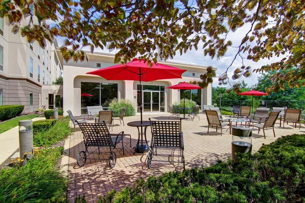 Hotel photo 20 of Hampton Inn & Suites Leesburg.