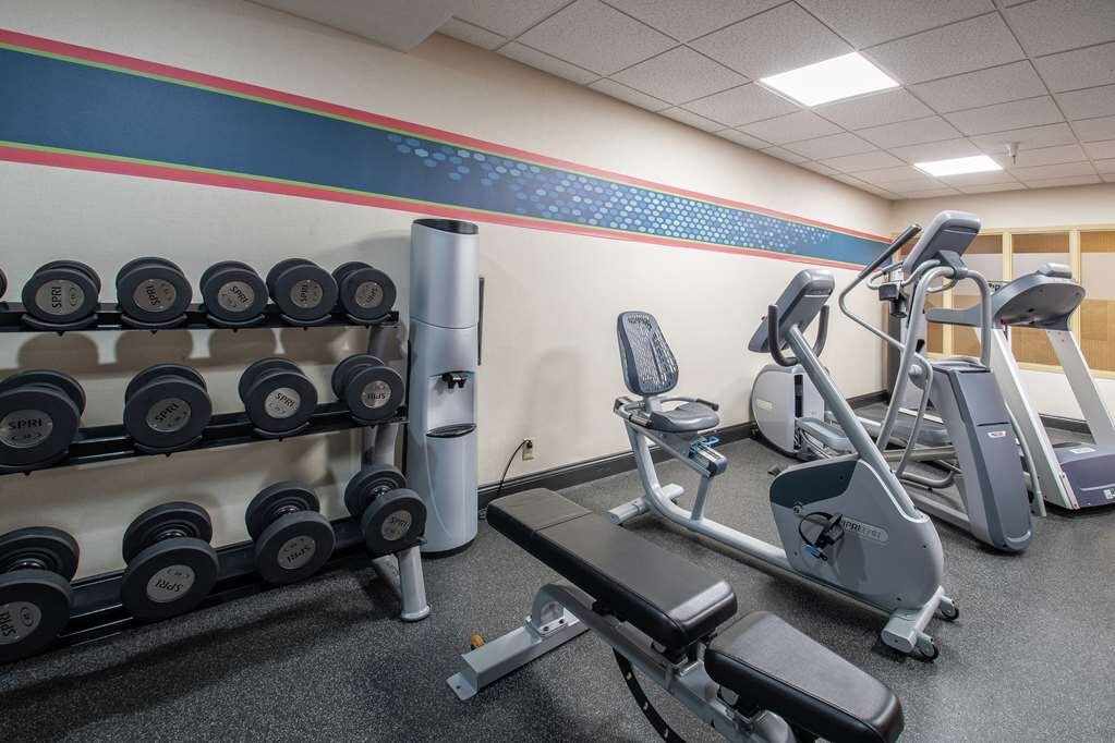 Hotel photo 24 of Hampton Inn & Suites Williamsburg-Richmond Rd..
