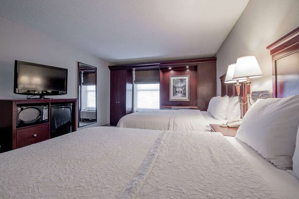 Hotel photo 45 of Hampton Inn & Suites Williamsburg-Richmond Rd..