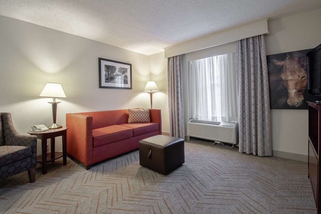 Hotel photo 48 of Hampton Inn & Suites Williamsburg-Richmond Rd..