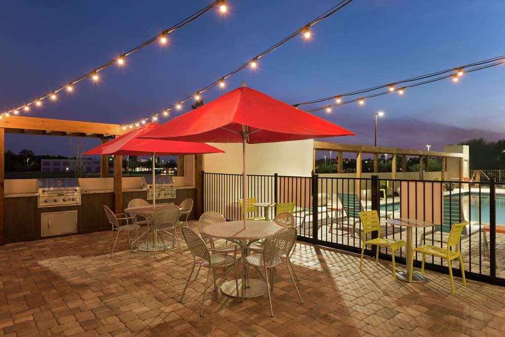 Hotel photo 8 of Home2 Suites by Hilton Orlando/International Drive South.