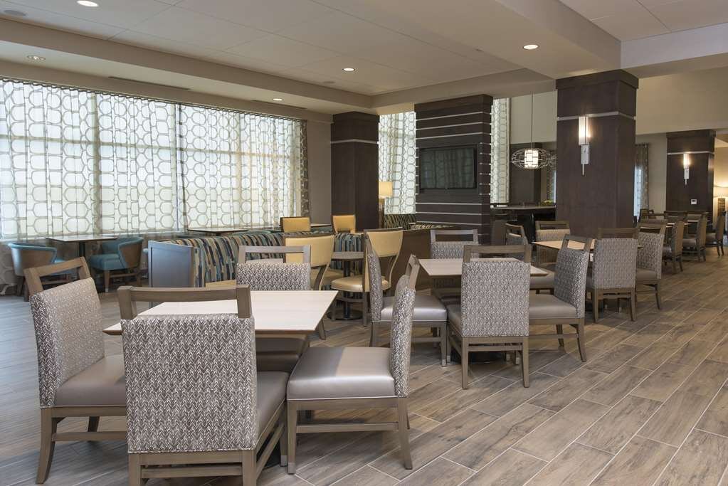 Hotel photo 19 of Hampton Inn & Suites Grand Rapids Downtown.