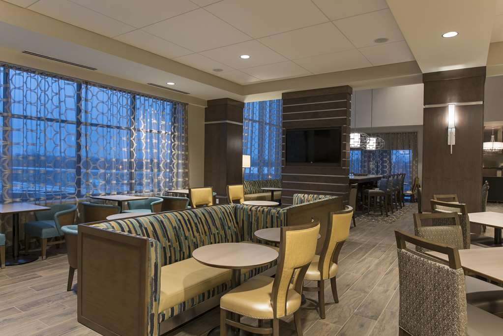 Hotel photo 85 of Hampton Inn & Suites Grand Rapids Downtown.