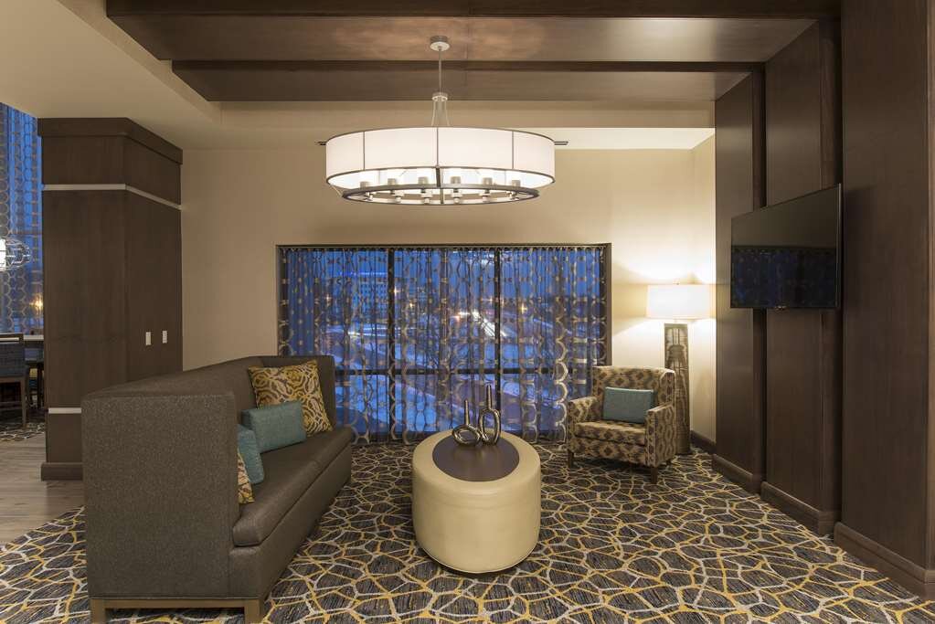 Hotel photo 25 of Hampton Inn & Suites Grand Rapids Downtown.