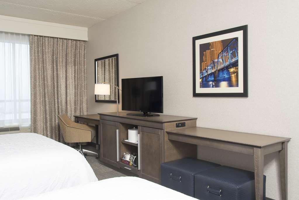 Hotel photo 2 of Hampton Inn & Suites Grand Rapids Downtown.