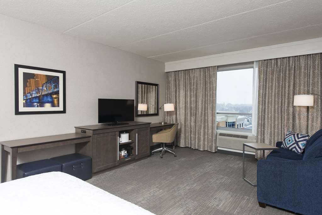 Hotel photo 8 of Hampton Inn & Suites Grand Rapids Downtown.