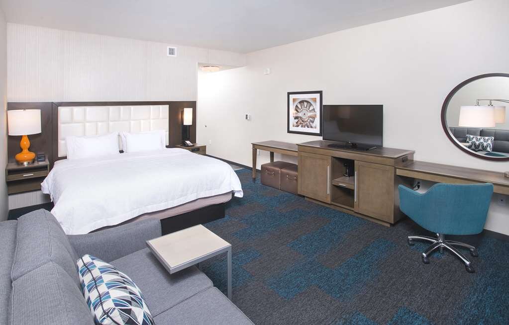 Hotel photo 37 of Hampton Inn & Suites LAX El Segundo.