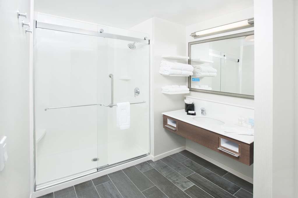Hotel photo 29 of Hampton Inn & Suites LAX El Segundo.