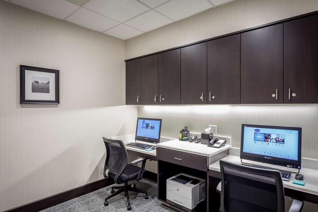 Hotel photo 15 of Hampton Inn Lewiston.