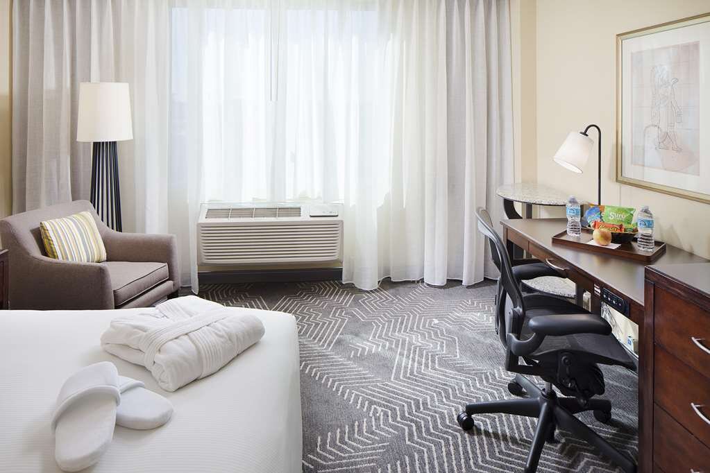Hotel photo 77 of DoubleTree by Hilton Hotel Los Angeles - Commerce.