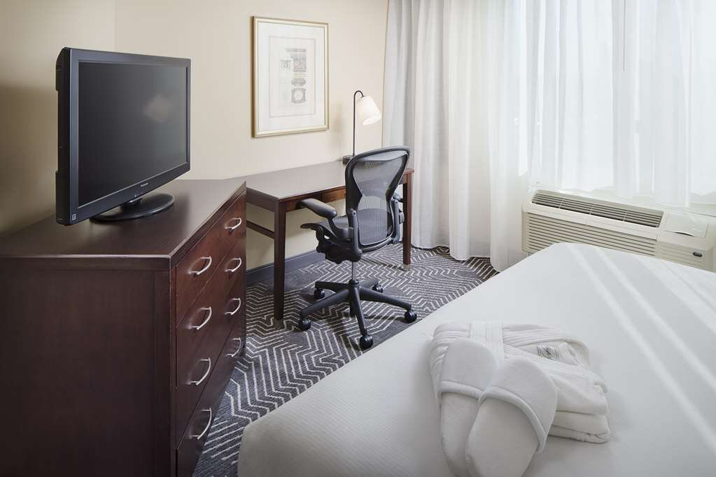 Hotel photo 80 of DoubleTree by Hilton Hotel Los Angeles - Commerce.