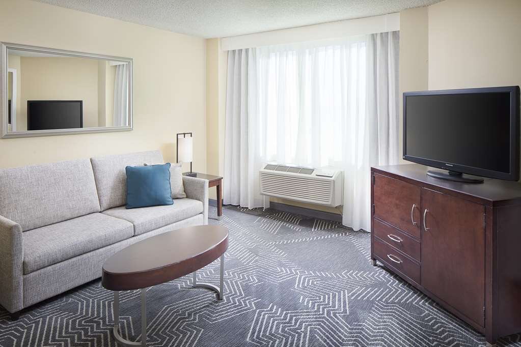 Hotel photo 62 of DoubleTree by Hilton Hotel Los Angeles - Commerce.