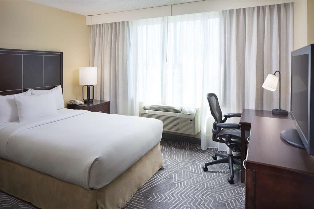 Hotel photo 44 of DoubleTree by Hilton Hotel Los Angeles - Commerce.