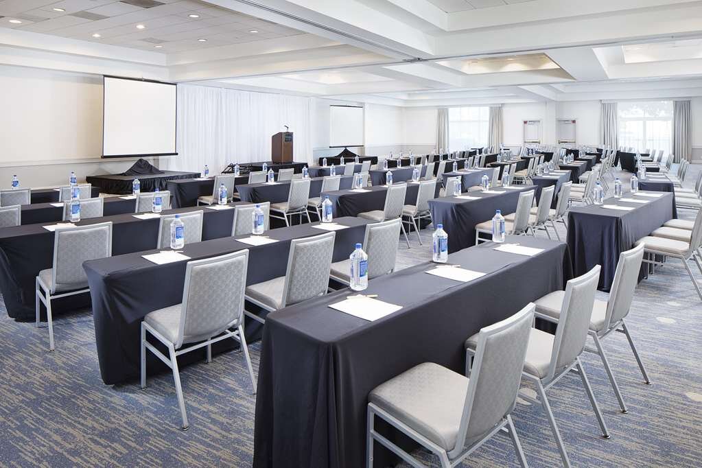 Hotel photo 10 of DoubleTree by Hilton Hotel Los Angeles - Commerce.