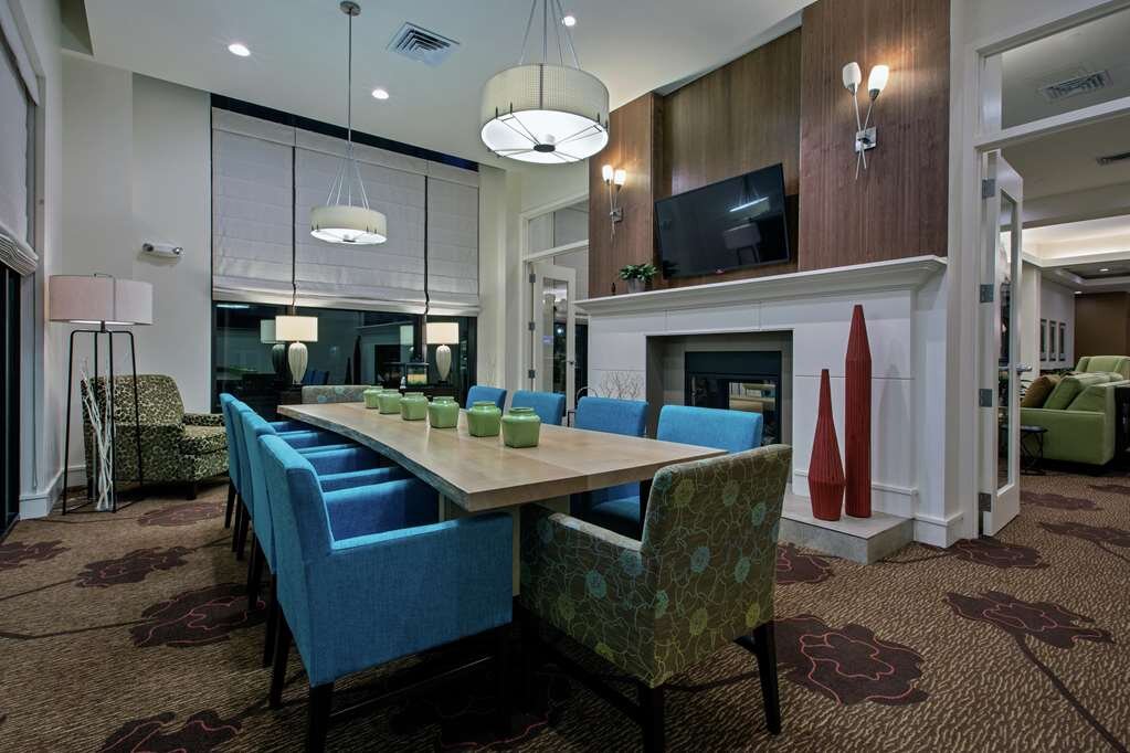 Hotel photo 1 of Hilton Garden Inn Lincoln Downtown/Haymarket.
