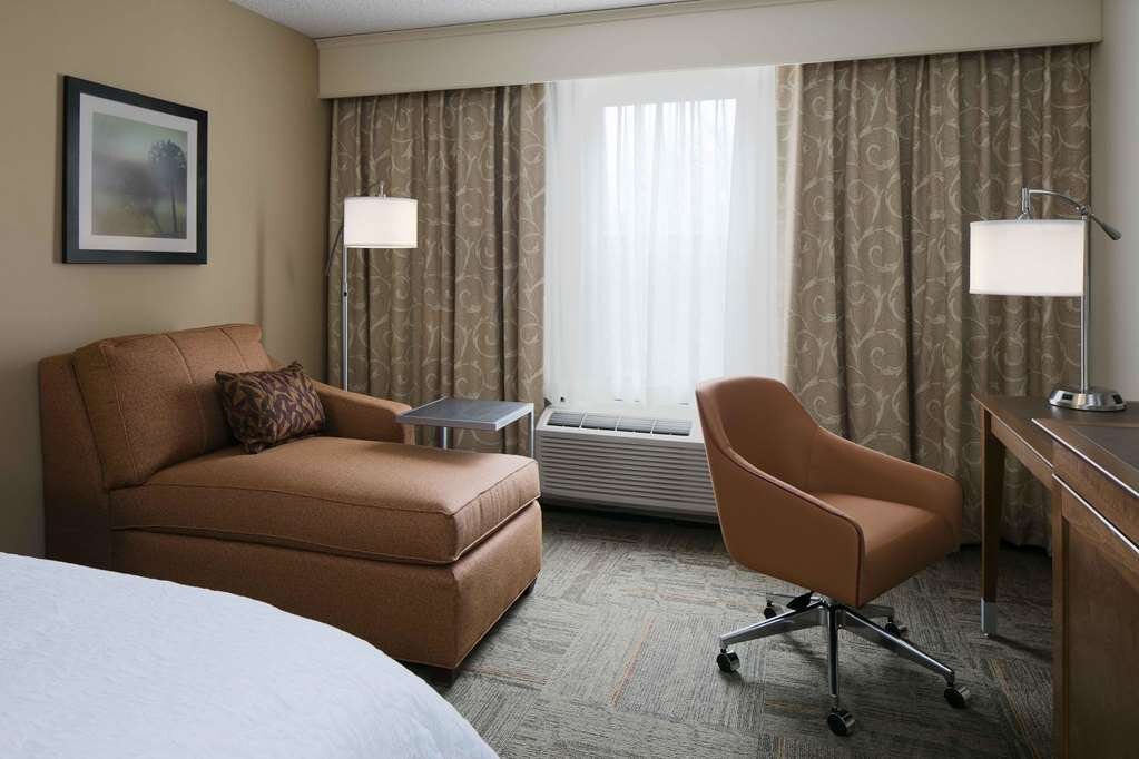 Hotel photo 32 of Hampton Inn Kansas City/Shawnee Mission.