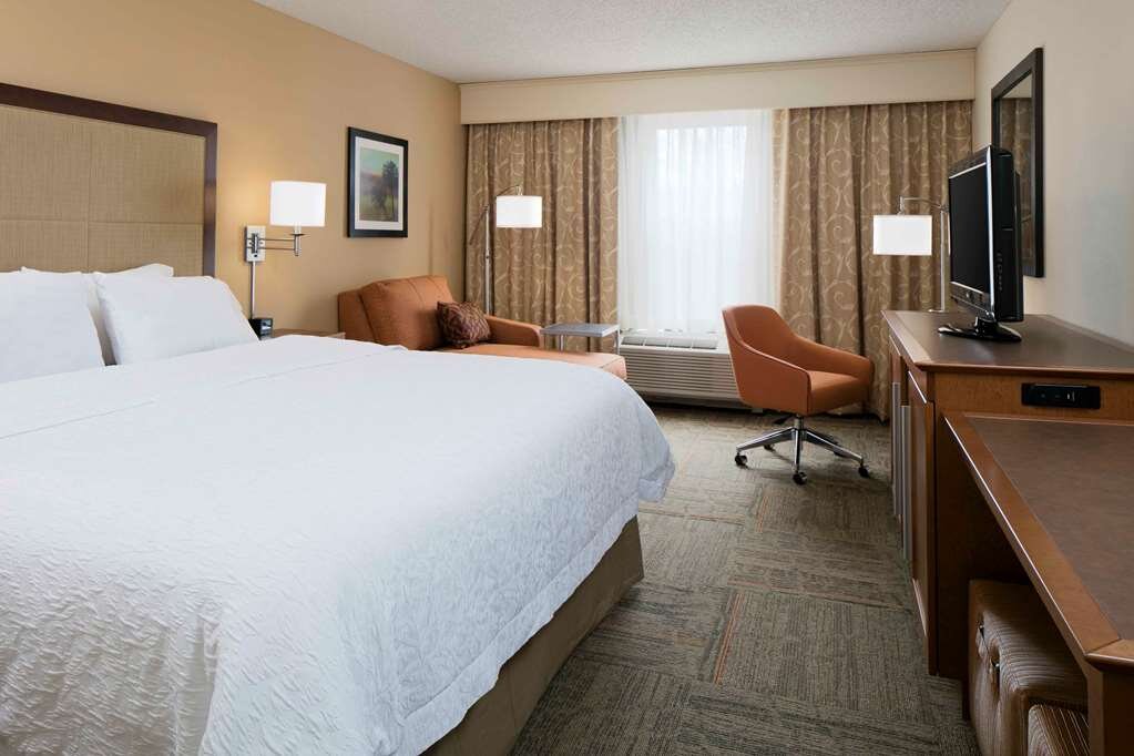 Hotel photo 14 of Hampton Inn Kansas City/Shawnee Mission.
