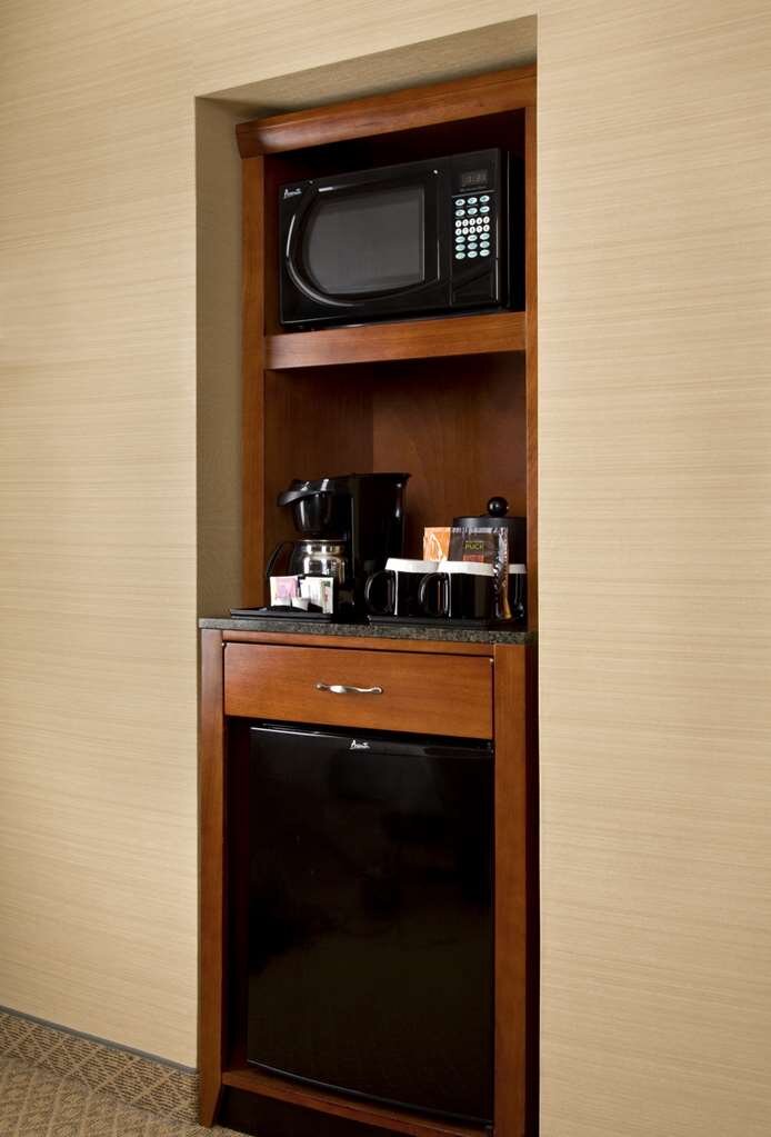 Hotel photo 1 of Hilton Garden Inn Monterey.