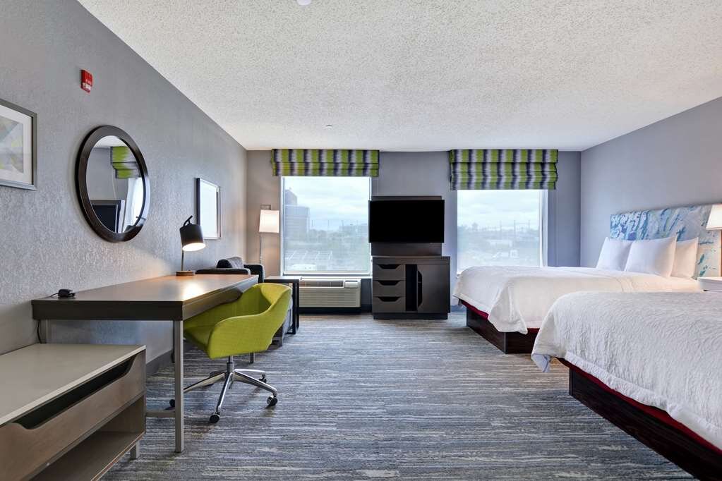 Hotel photo 23 of Hampton Inn & Suites Newark-Harrison-Riverwalk.