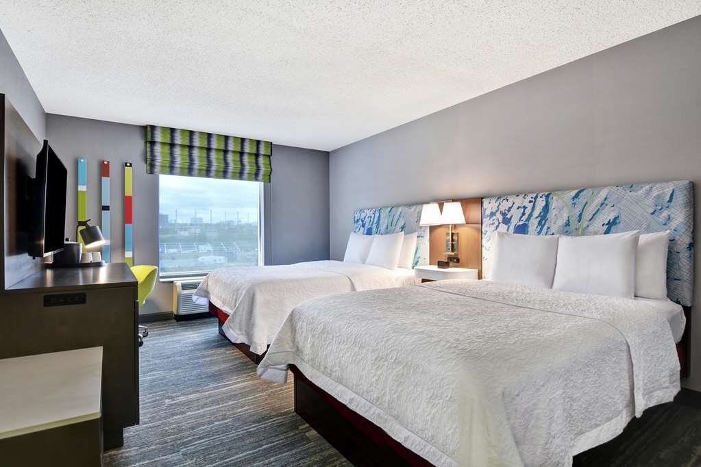 Hotel photo 30 of Hampton Inn & Suites Newark-Harrison-Riverwalk.